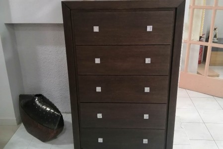 Συρταριέρα από  600€ - 300€ 